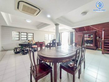 *****บ้านเดี่ยวมือสอง ม.ชวนชื่นพาร์ควิลล์ กาญจนาภิเษก หลังมุม บนเนื้อที่ 211 ตร.ว. ฟังก์ชันพร้อม 6 ห้องนอน 4 ห้องน้ำ 4 ที่จอดรถ บนทำเลศักยภาพติดถนน เชื่อมต่อถนนกาญจนาภิเษก, ถนนสิรินธร, ถนนบรมราชชนนี ใกล้เซ็นทรัลปิ่นเกล้า